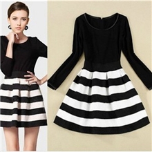 新款女装秋冬款圆领修身针织拼接条纹长袖连衣裙加绒加厚女