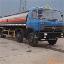 供应东风小三轴运油车