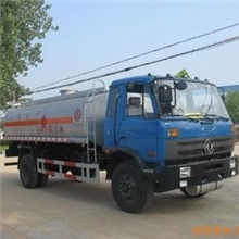 供应东风153运油车