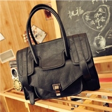 热销推荐欧美明星款包百搭黑色大包英伦复古包女士斜跨包