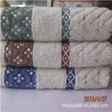 【厂家直销】纯棉中档菱形块提花毛巾批发