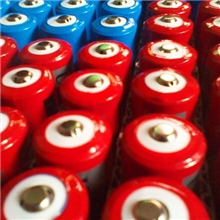 CREE强光手电锂电池销售creeq5强光手电筒专用电池批发供应