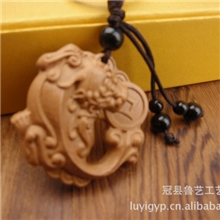 LYTB-023厂家直销精雕钥匙扣吞钱貔貅钥匙扣木制钥匙扣
