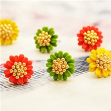 厂家直供韩版优雅清新小邹菊6色保色耳钉义乌小饰品批发