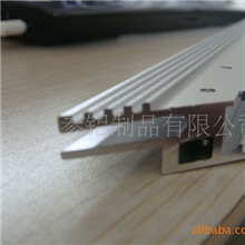 厂家生产供应可抛光着色大功率LED灯铝边框铝型材