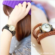 复古牛皮手表罗马数字女士手表朋克铆钉缠绕式女表复古手表