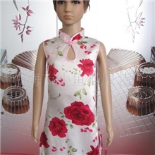 供应仿真丝圆孔旗袍（牡丹）货号：B602